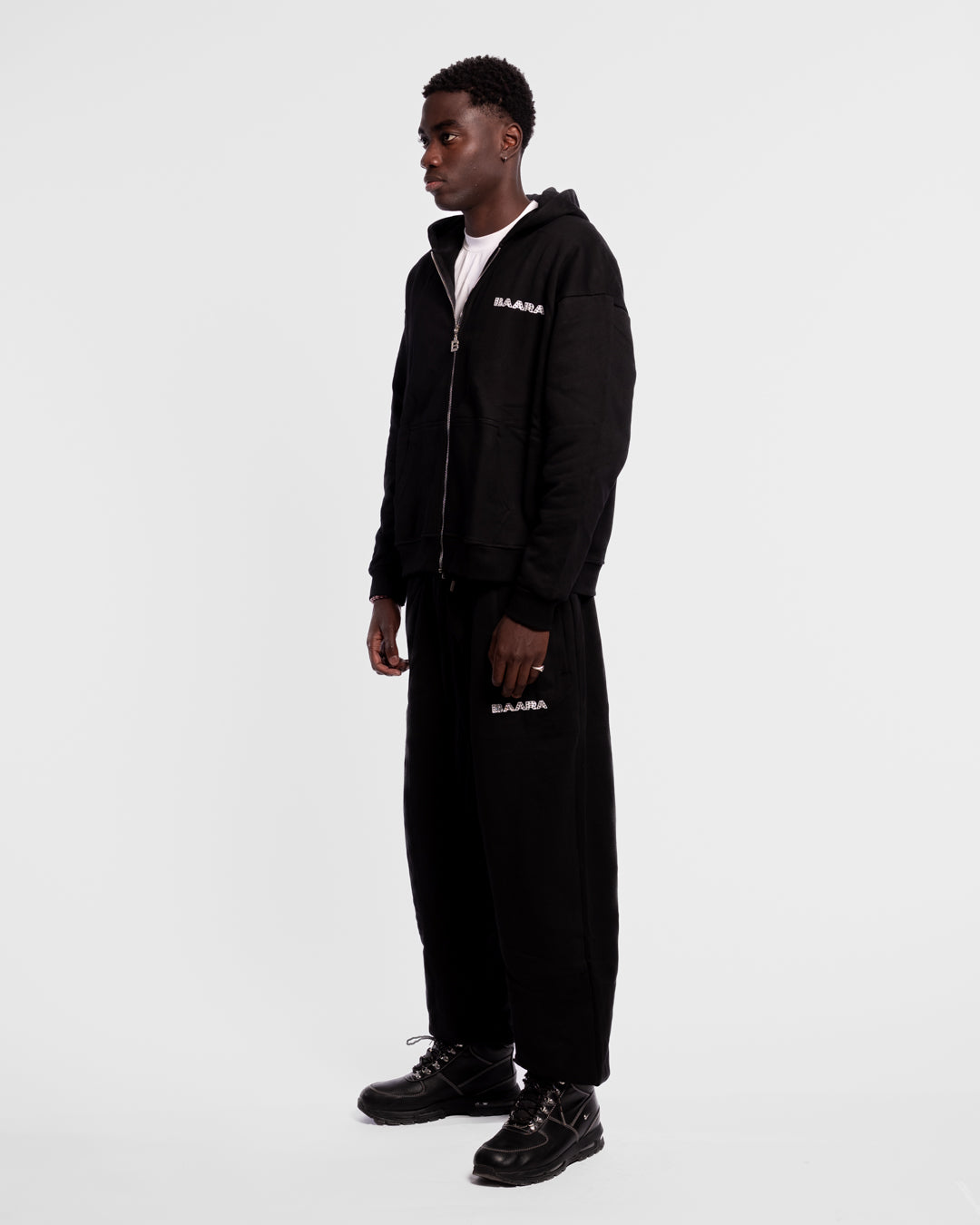 BAARA FW25 - BLACK RHINESTONE SWEATPANTS