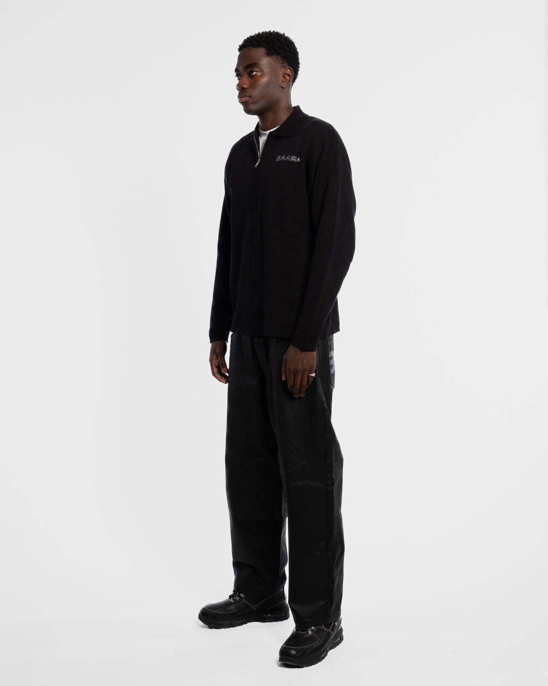BAARA FW25 - BLACK RHINESTONE KNITWEAR
