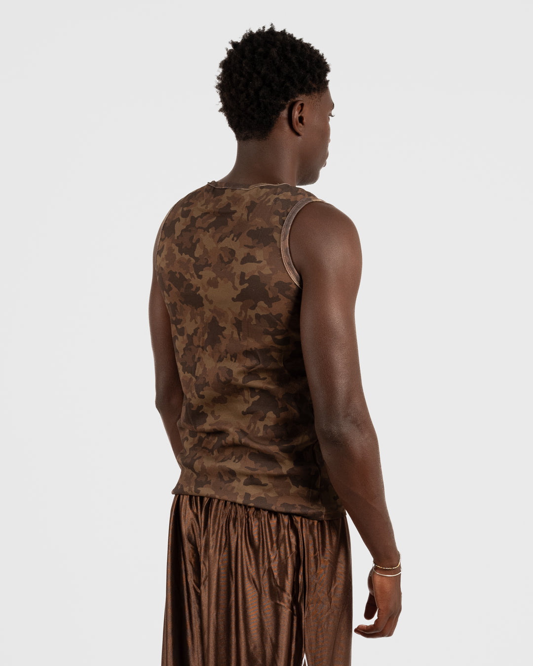 5. BAARA SS26 -  BROWN CAMO TANK TOP