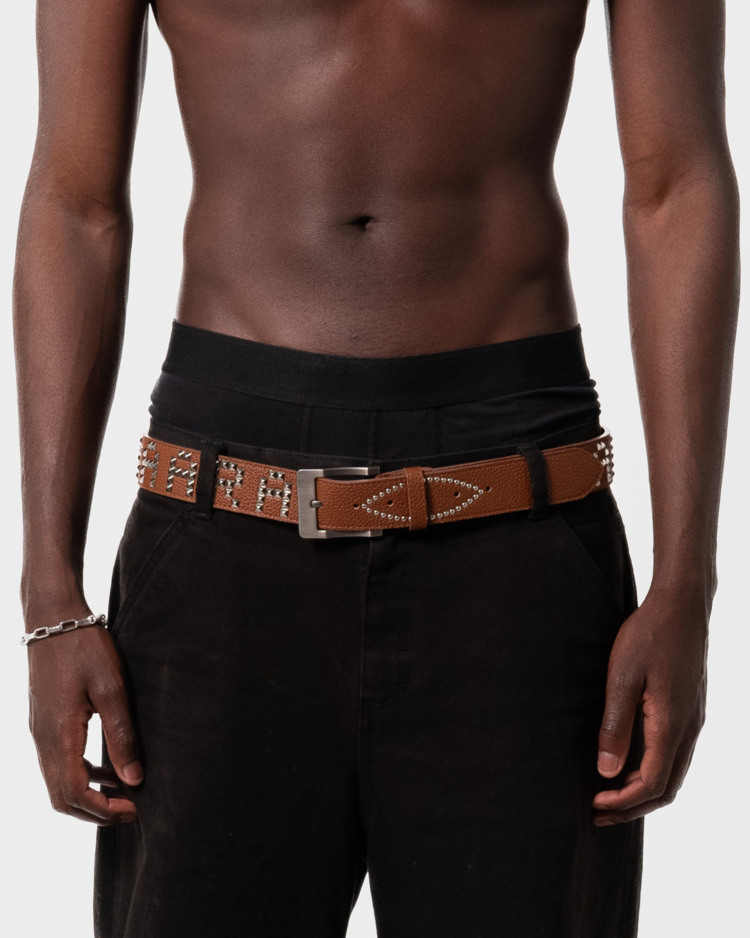 BAARA SS25 - STONEMARK BROWN BELT