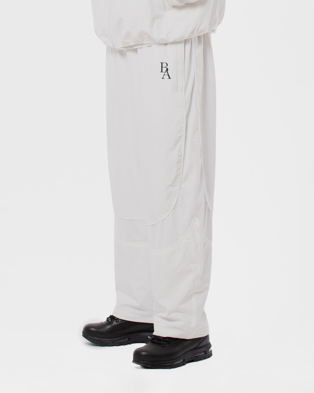 3. BAARA SS26 -  WHITE TRACKSUIT PANT
