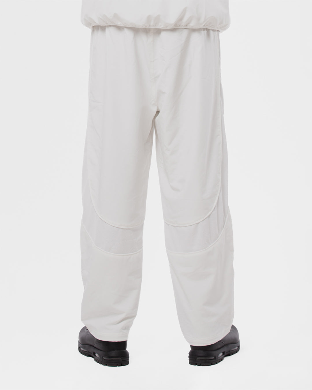 3. BAARA SS26 -  WHITE TRACKSUIT PANT
