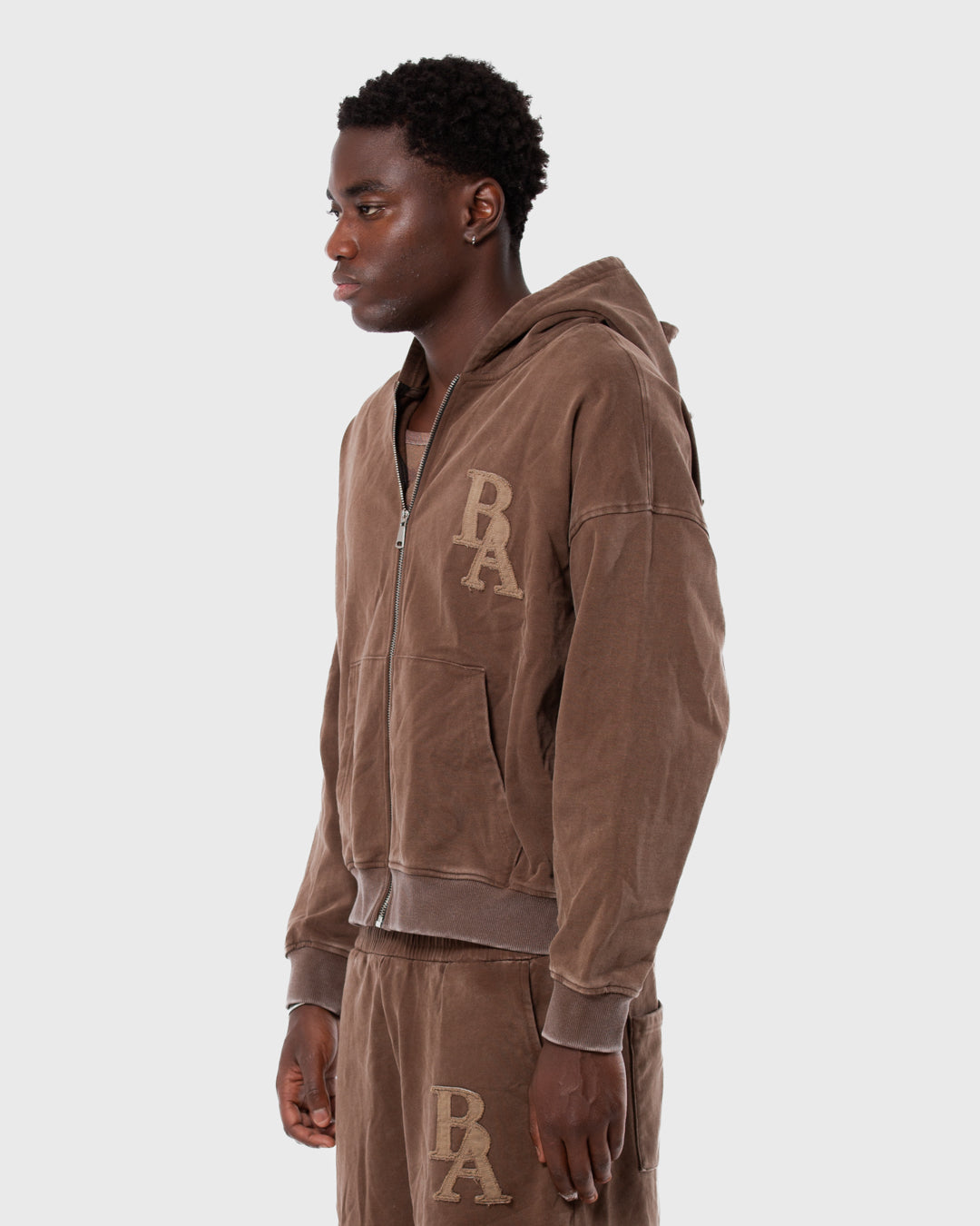 2. BAARA SS26 -  BROWN ZIP SWEAT-SHIRT