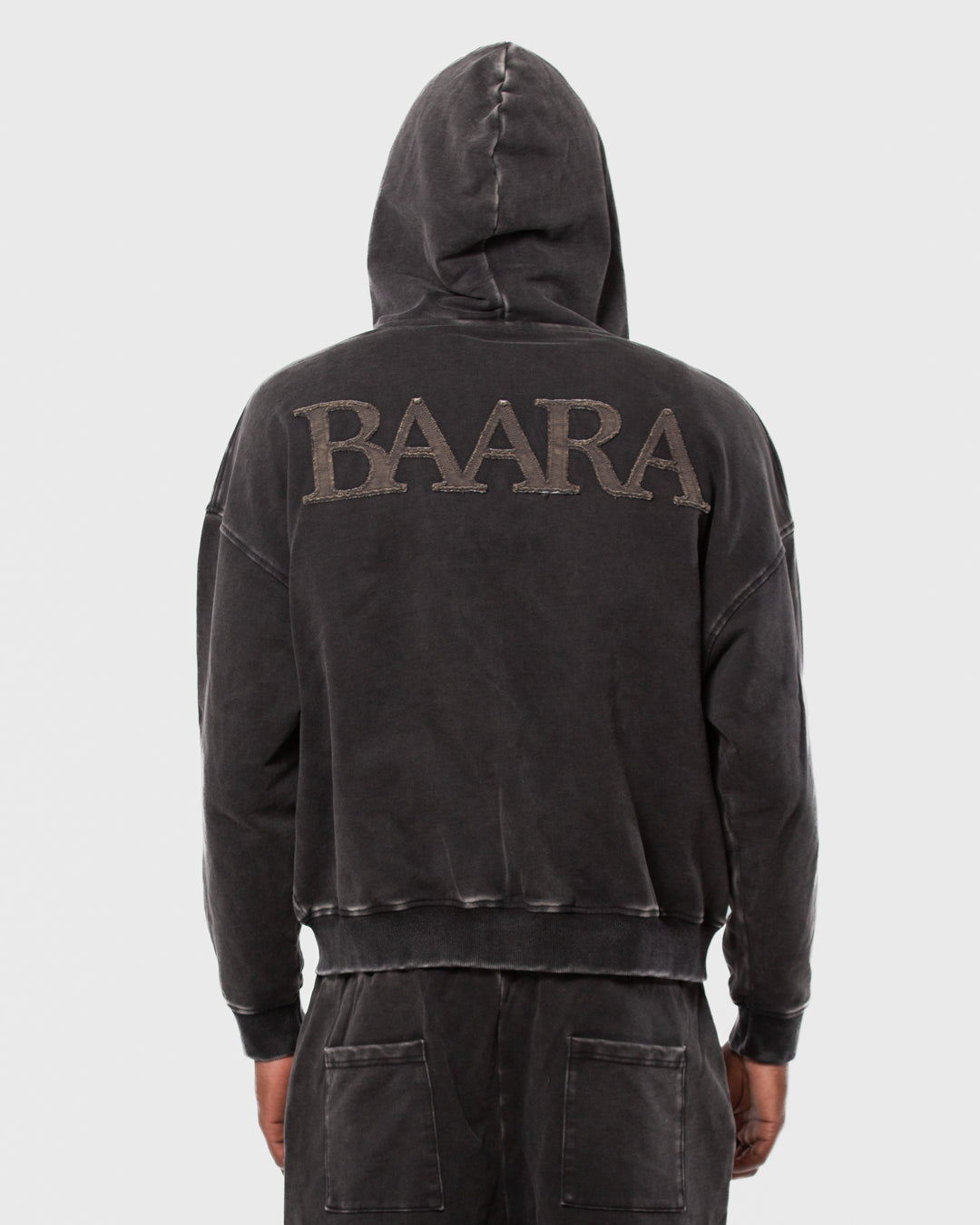 2. BAARA SS26 -   ANTHRACITE ZIP SWEAT-SHIRT