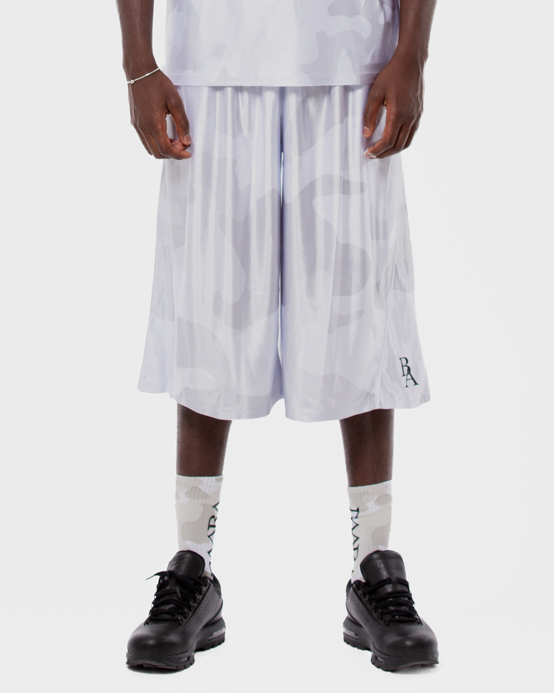 1. BAARA SS26 -  WHITE CAMO STREETBALL SHORT