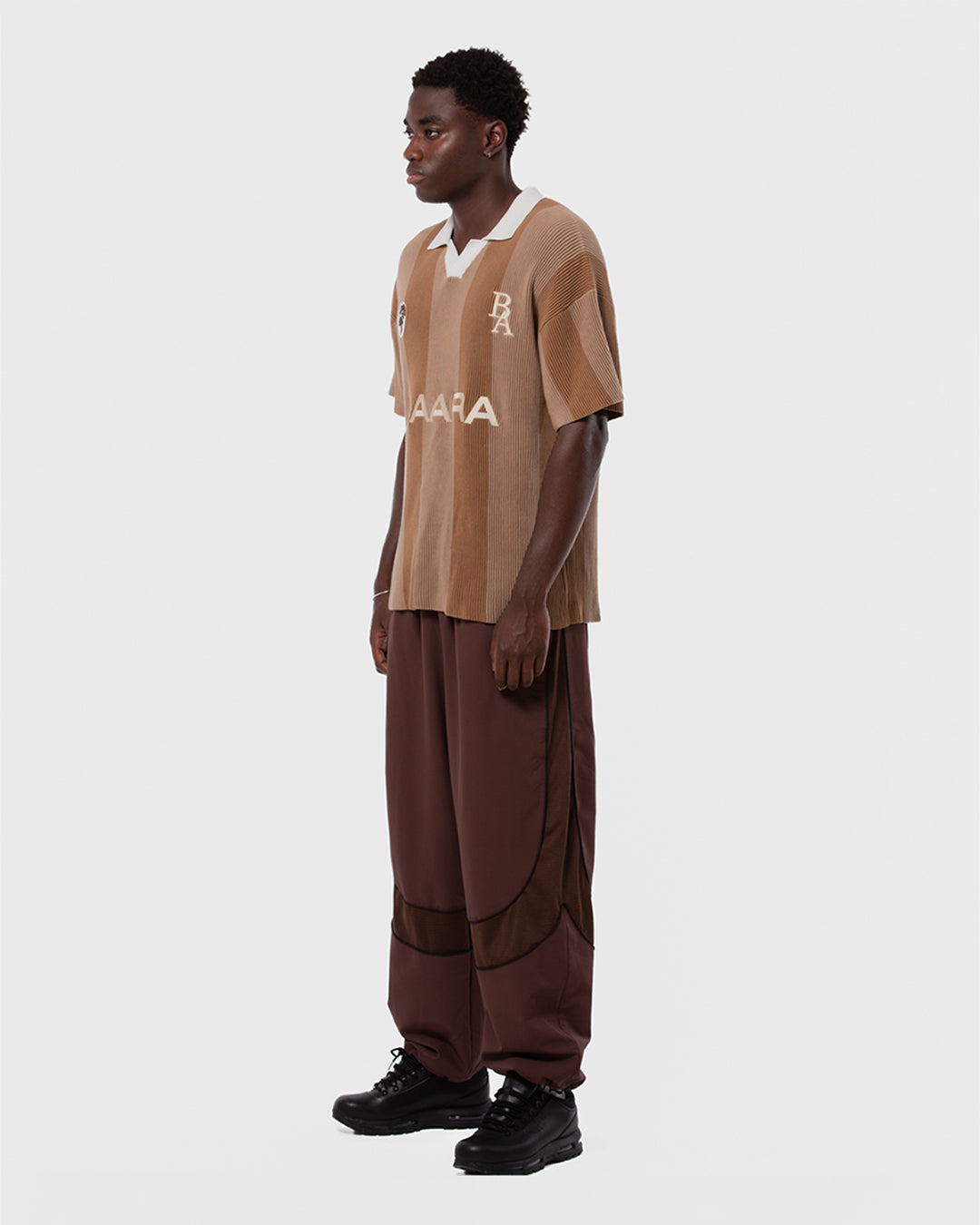 8.  BAARA SS26 -  BROWN HOLLOW/OUT JERSEY