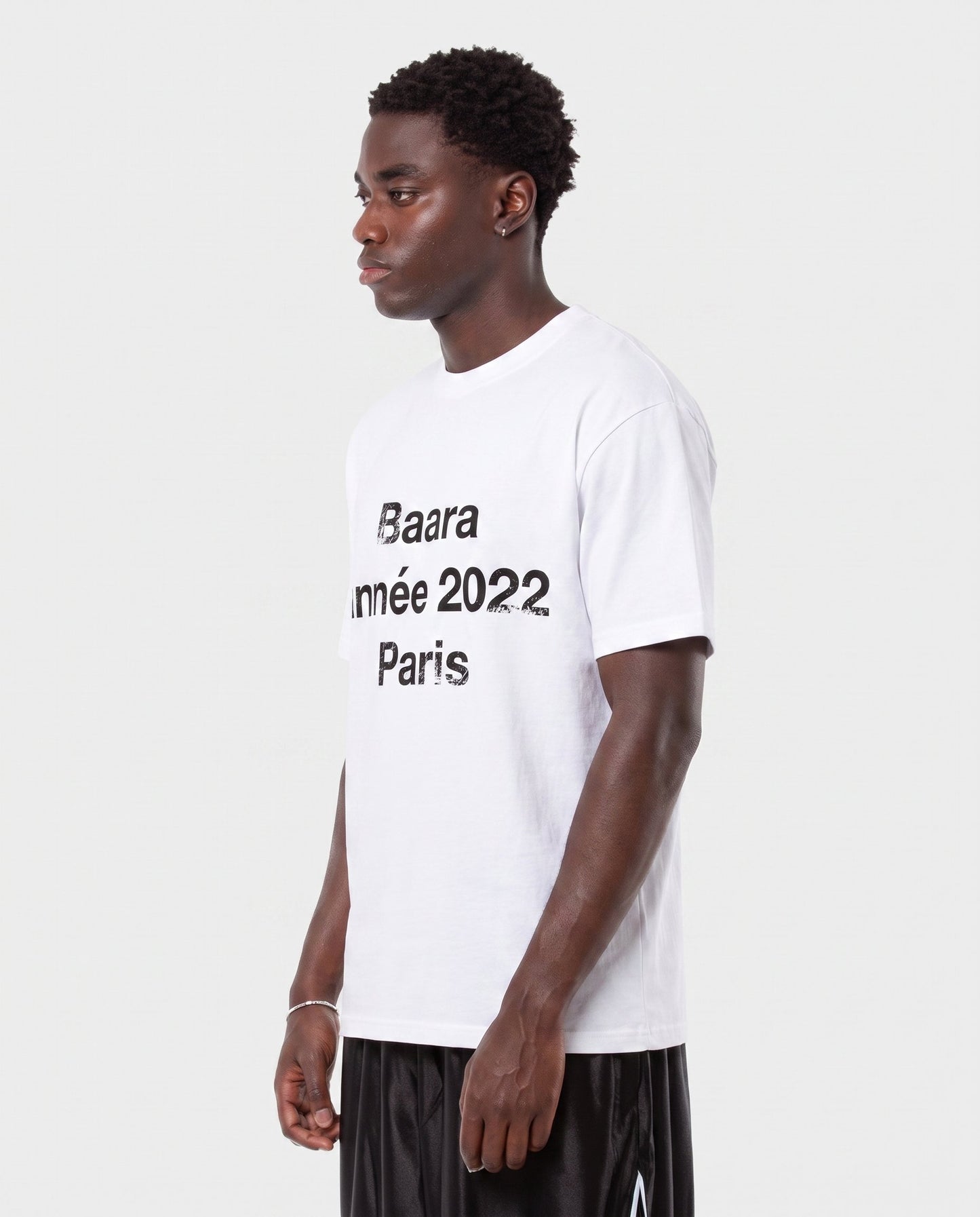 4. BAARA SS26 -  ANNÉE 2022 WHITE T-SHIRT