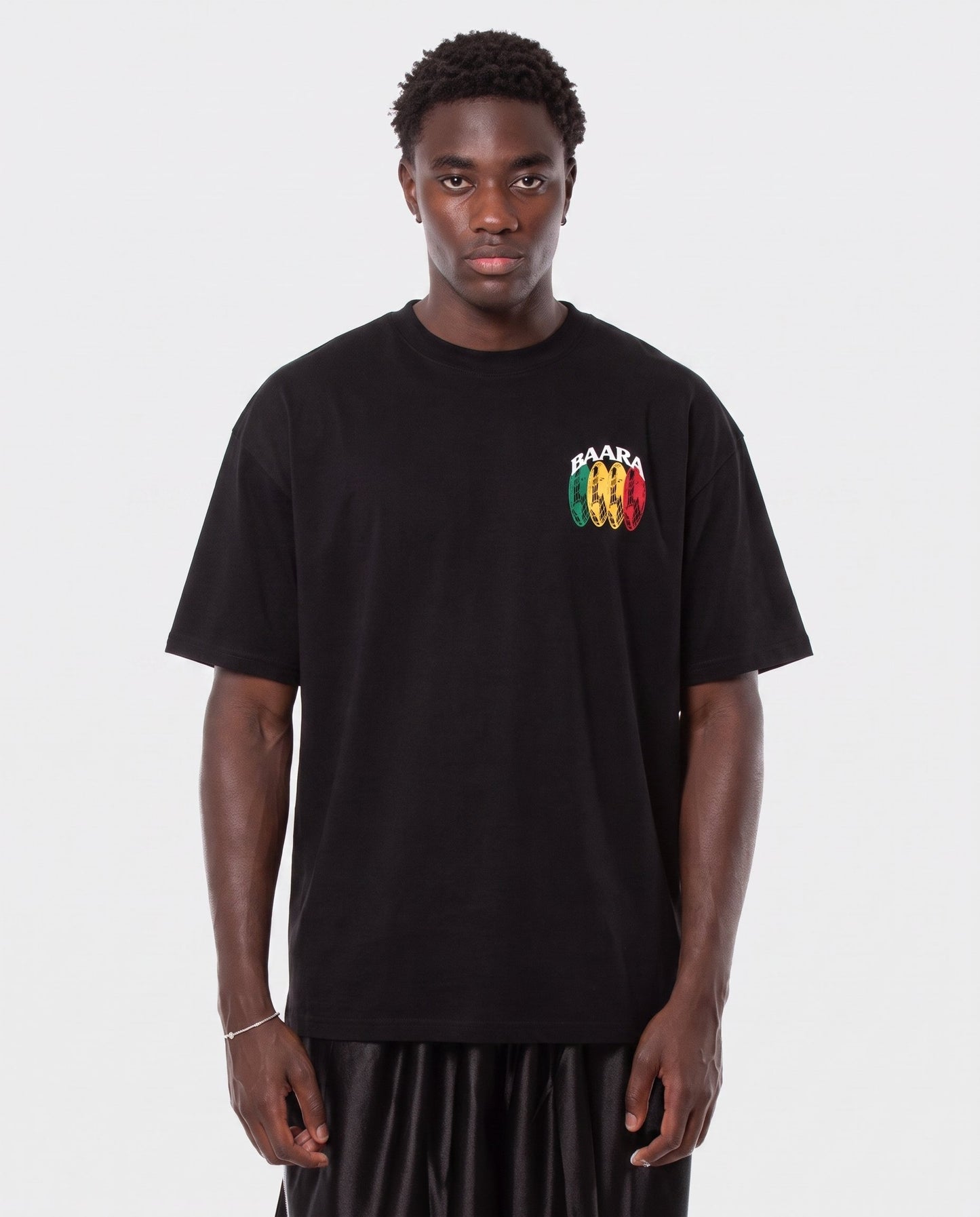 4. BAARA SS26 -  BLACK GLOBE T-SHIRT